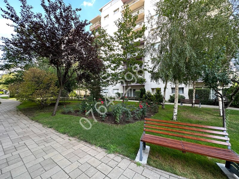 Ten Blocks, Militari Bd. Iuliu Maniu 109, la 5 min. metrou Pacii, bloc 2010