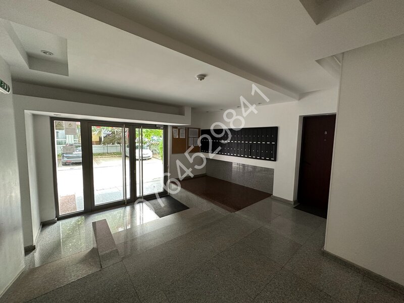 Ten Blocks, Militari Bd. Iuliu Maniu 109, la 5 min. metrou Pacii, bloc 2010